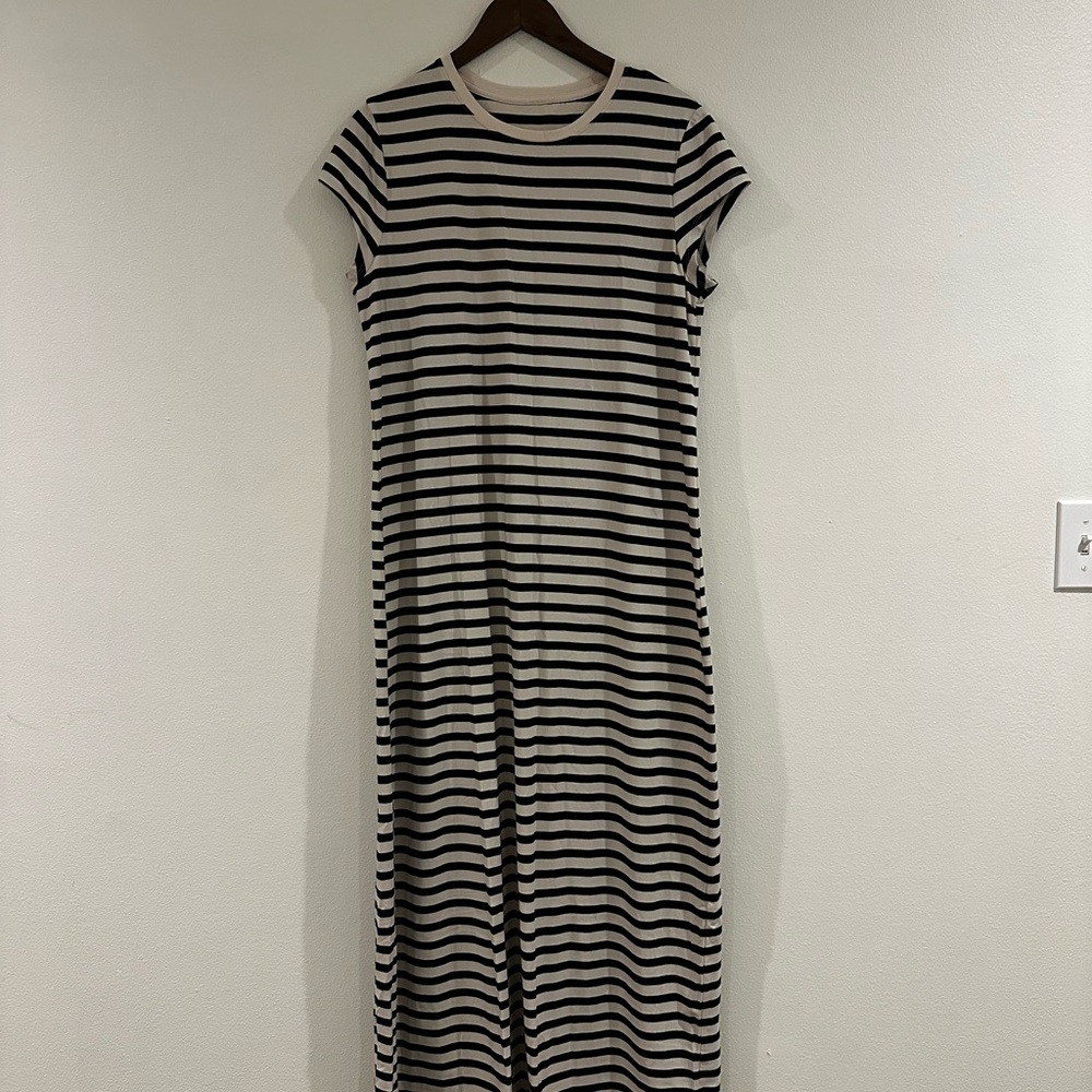 a new day Black and Cream Striped Short-Sleeve Maxi Dress